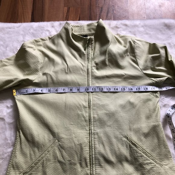 Eileen Fisher pastel green Quilted Jacket size Small - Picture 7 of 8
